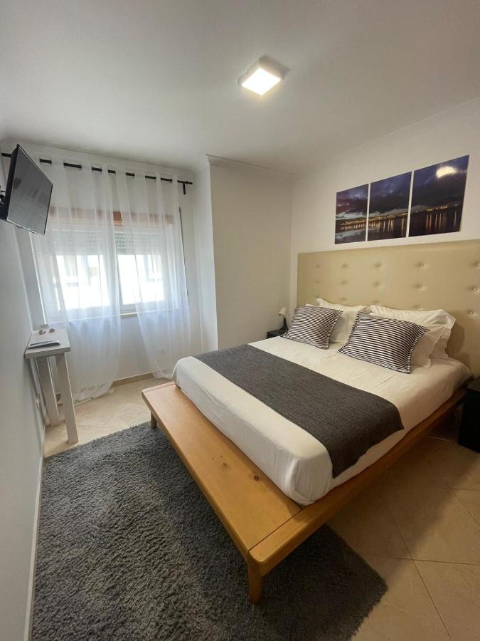 Cricket Apartments Ferrel  Extérieur photo